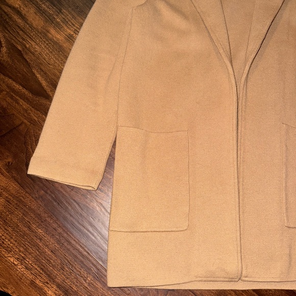 Quince 100% Organic Cotton Knit Camel Blazer - Picture 8 of 8